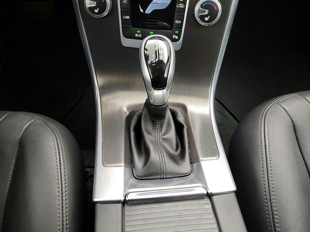 Photo of 2016 Blue Volvo XC60