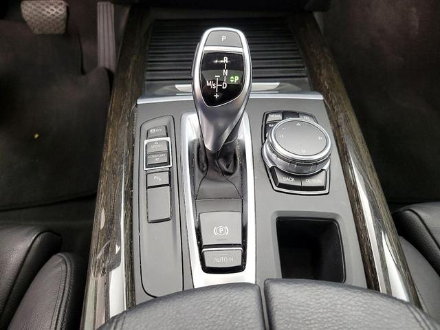 Photo of 2016 Black BMW X5