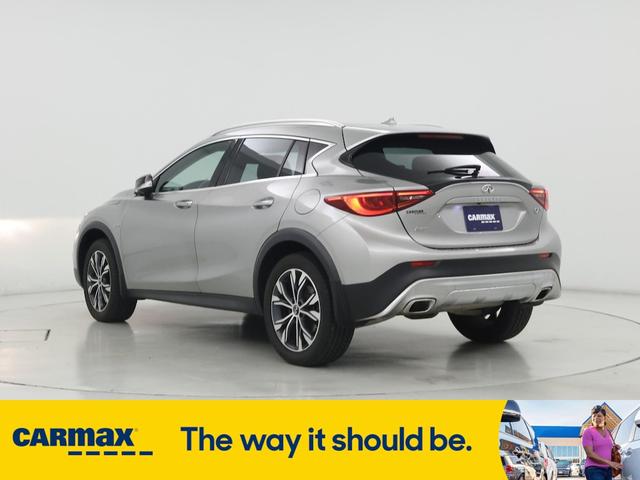 2017 Infiniti QX30