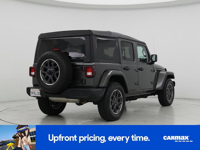 Photo of 2021 Gray Jeep Wrangler