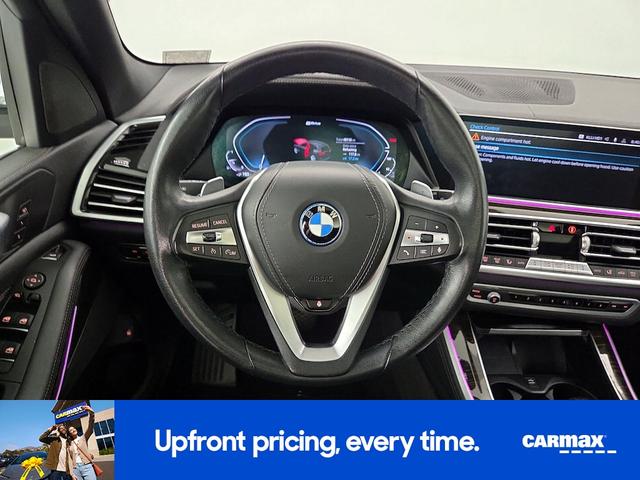 Photo of 2023 White BMW X5 PHEV