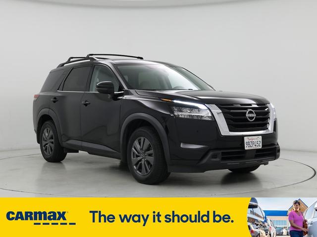 2022 Nissan Pathfinder