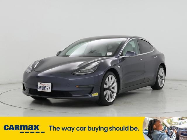 Photo of 2020 Gray Tesla Model 3