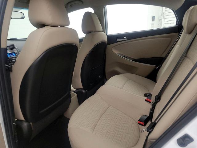 Photo of 2017 White Hyundai Accent
