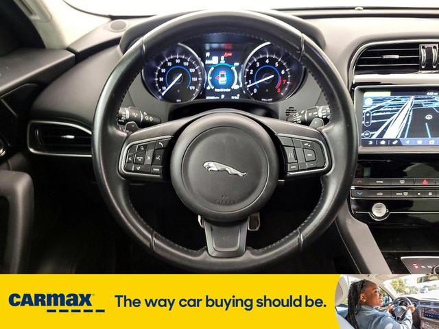 Photo of 2019 Black Jaguar F-PACE