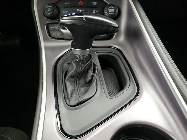 Photo of 2020 White Dodge Challenger