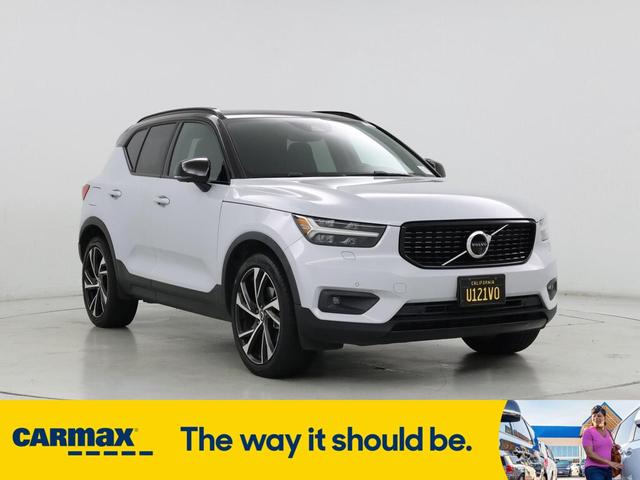 2020 Volvo XC40