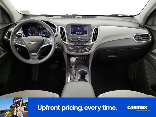 Photo of 2022 White Chevrolet Equinox