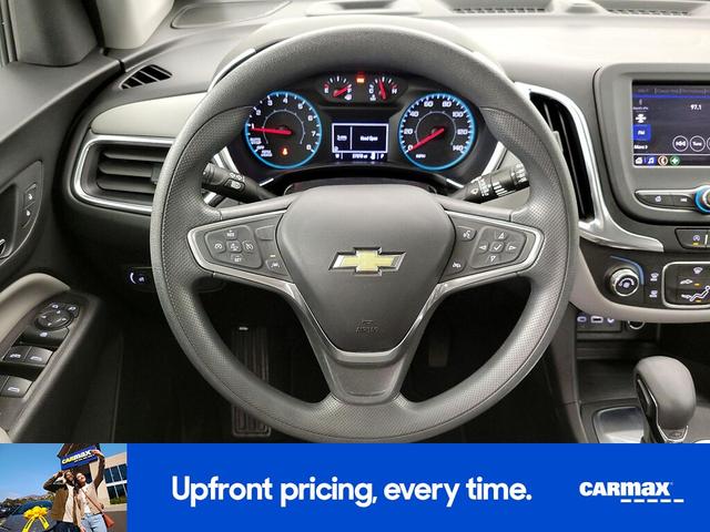 Photo of 2022 White Chevrolet Equinox