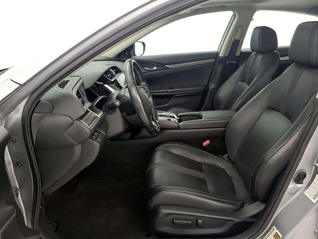 Photo of 2019 Silver Honda Civic