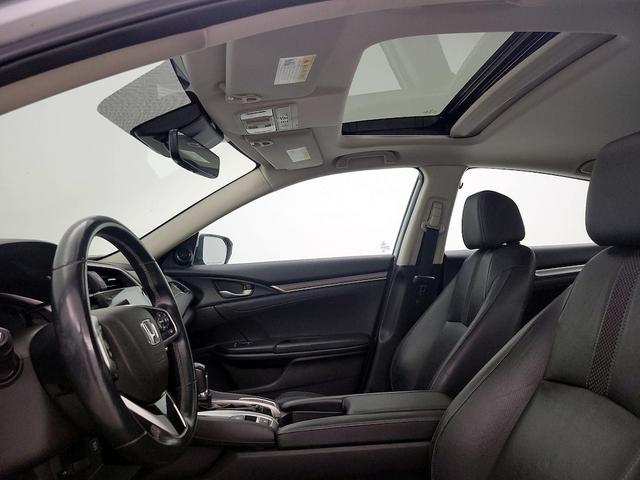 Photo of 2019 Silver Honda Civic