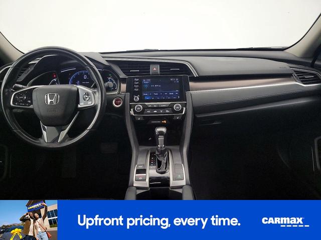 Photo of 2019 Silver Honda Civic