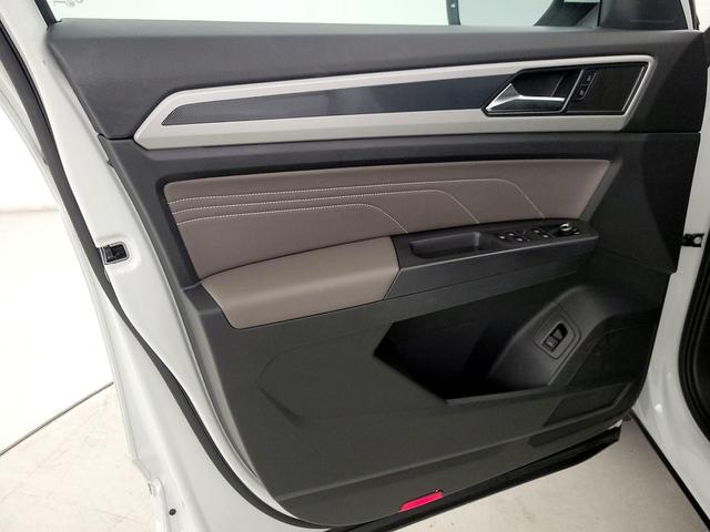 Photo of 2021 White Volkswagen Atlas Cross Sport