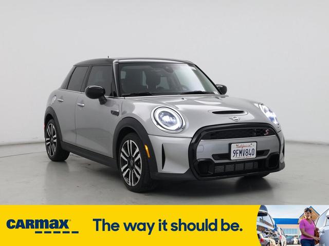 2023 MINI Hardtop