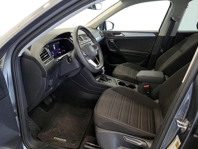 Photo of 2023 Gray Volkswagen Tiguan
