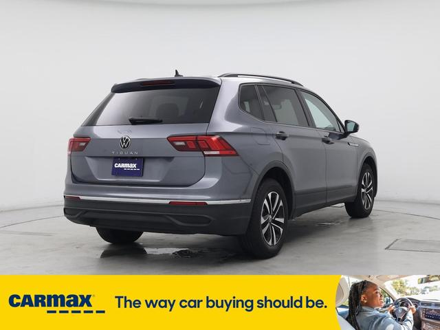 Photo of 2023 Gray Volkswagen Tiguan
