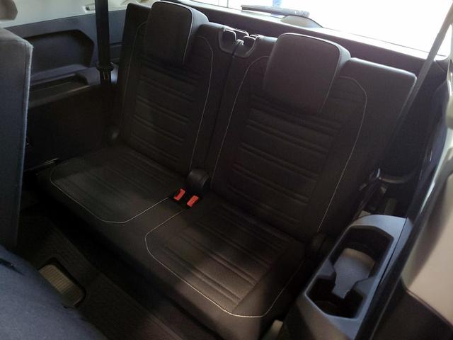 Photo of 2023 Gray Volkswagen Tiguan