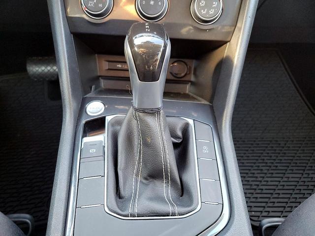 Photo of 2023 Gray Volkswagen Tiguan