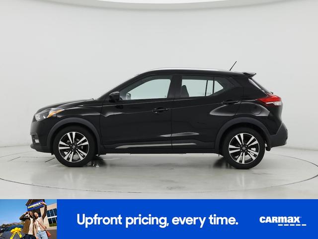 Photo of 2020 Black Nissan Kicks