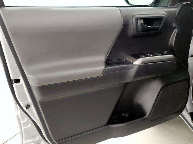 Photo of 2023 Silver Toyota Tacoma