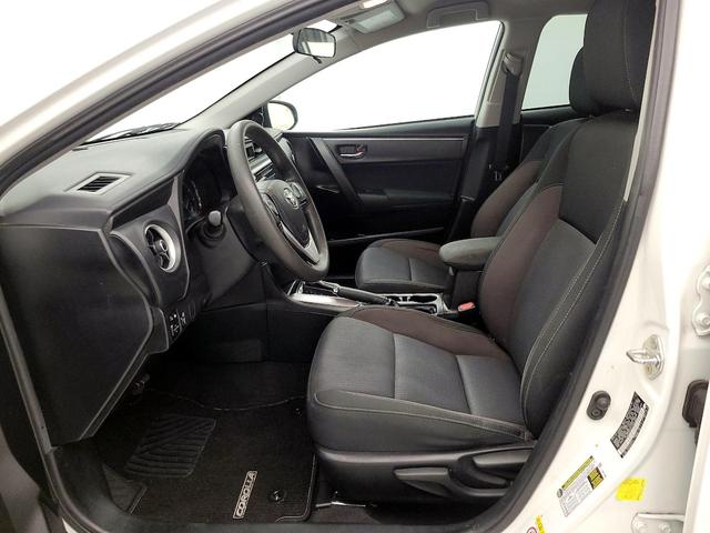 Photo of 2018 White Toyota Corolla