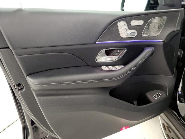 Photo of 2022 Black Mercedes-Benz GLE 350