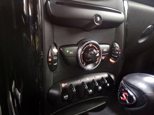 Photo of 2014 Gray MINI Countryman