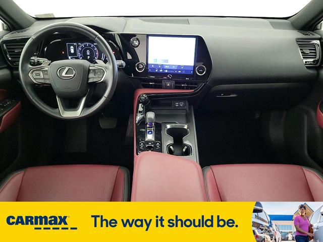 Photo of 2022 Silver Lexus NX 350