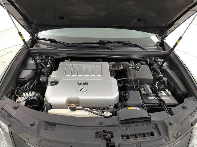 Photo of 2017 Black Lexus ES 350