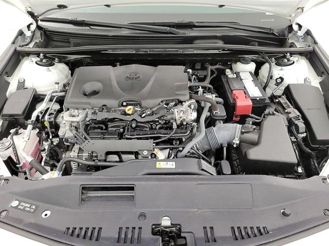 Photo of 2022 White Toyota Camry
