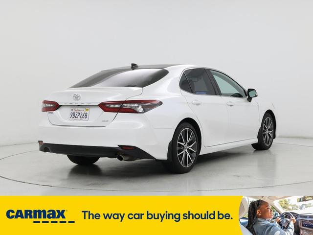 Photo of 2022 White Toyota Camry