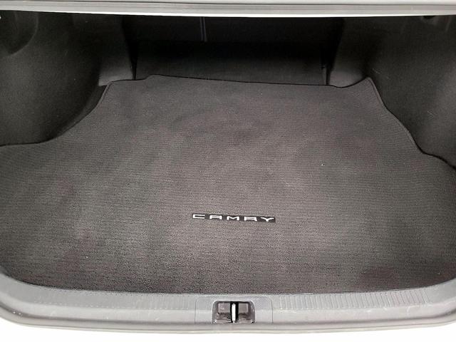 Photo of 2022 White Toyota Camry