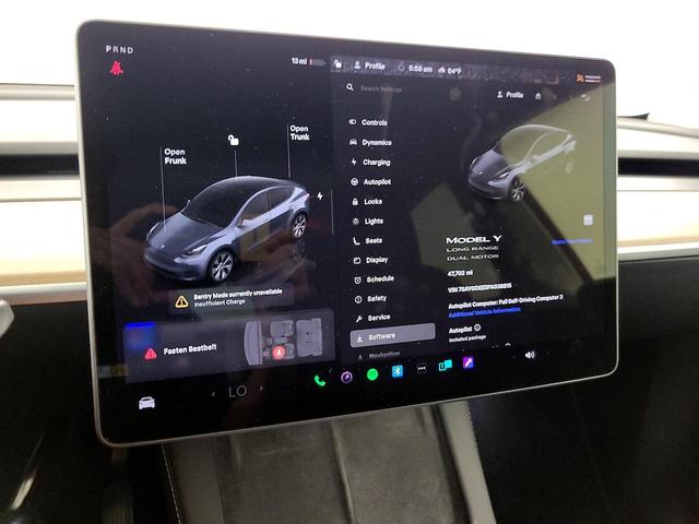 Photo of 2023 Gray Tesla Model Y