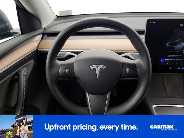 Photo of 2023 Gray Tesla Model Y