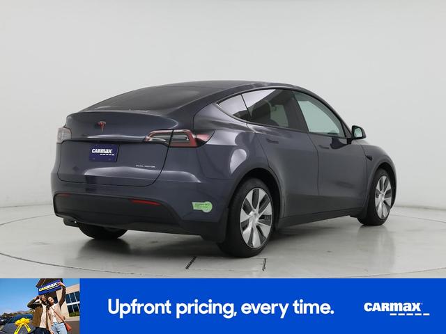 Photo of 2023 Gray Tesla Model Y