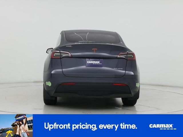 Photo of 2023 Gray Tesla Model Y
