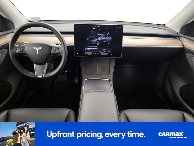 Photo of 2023 Gray Tesla Model Y