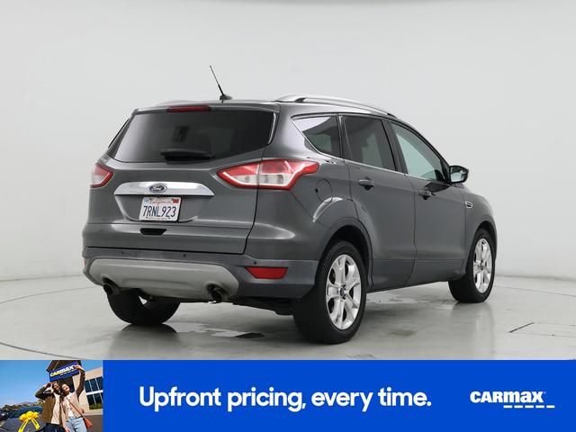 Photo of 2016 Gray Ford Escape