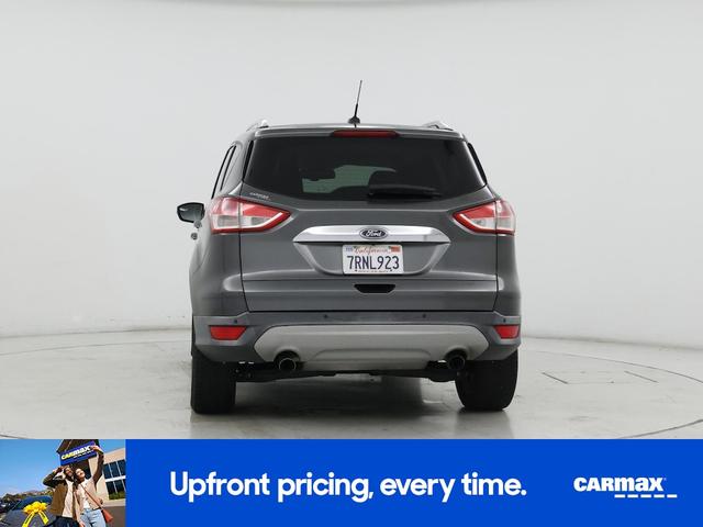 Photo of 2016 Gray Ford Escape