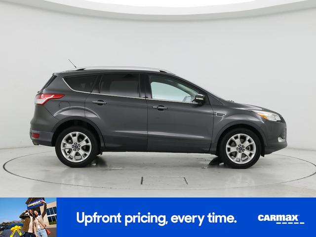 Photo of 2016 Gray Ford Escape