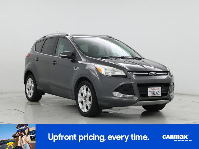 Photo of 2016 Gray Ford Escape