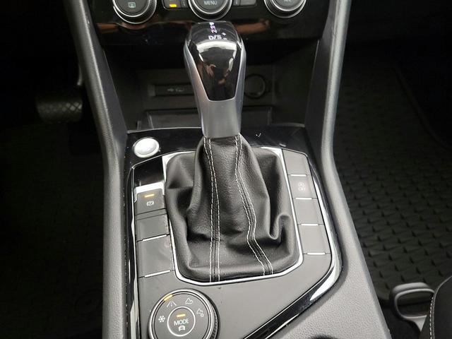 Photo of 2023 White Volkswagen Taos