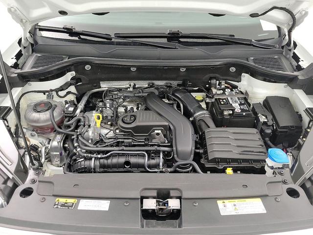 Photo of 2023 White Volkswagen Taos