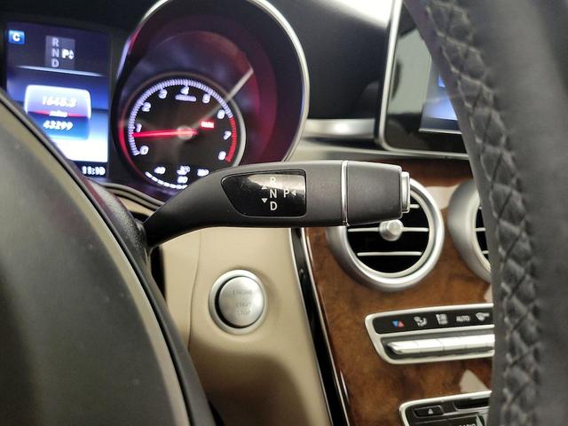 Photo of 2016 White Mercedes-Benz C-Class