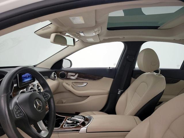 Photo of 2016 White Mercedes-Benz C-Class