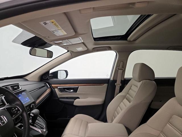 Photo of 2019 White Honda CR-V