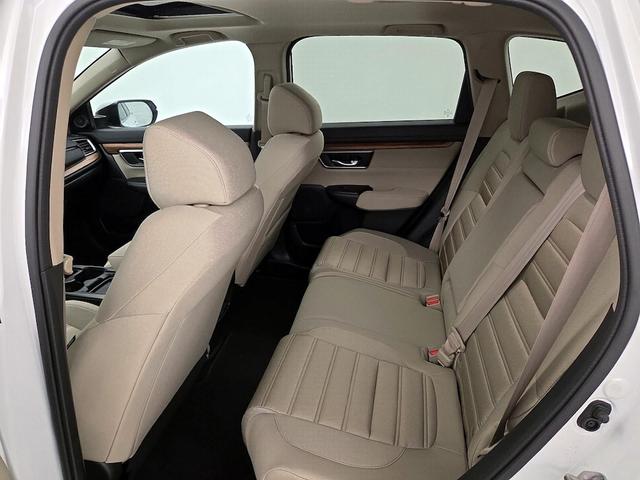 Photo of 2019 White Honda CR-V