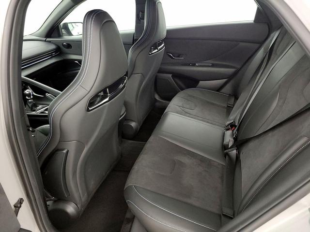 Photo of 2023 Gray Hyundai ELANTRA