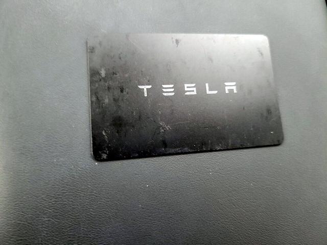 Photo of 2023 White Tesla Model Y