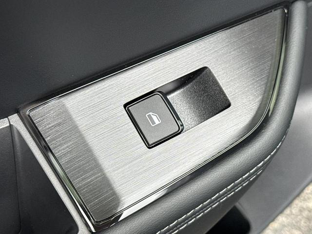 Photo of 2026 Super Black Nissan Rogue